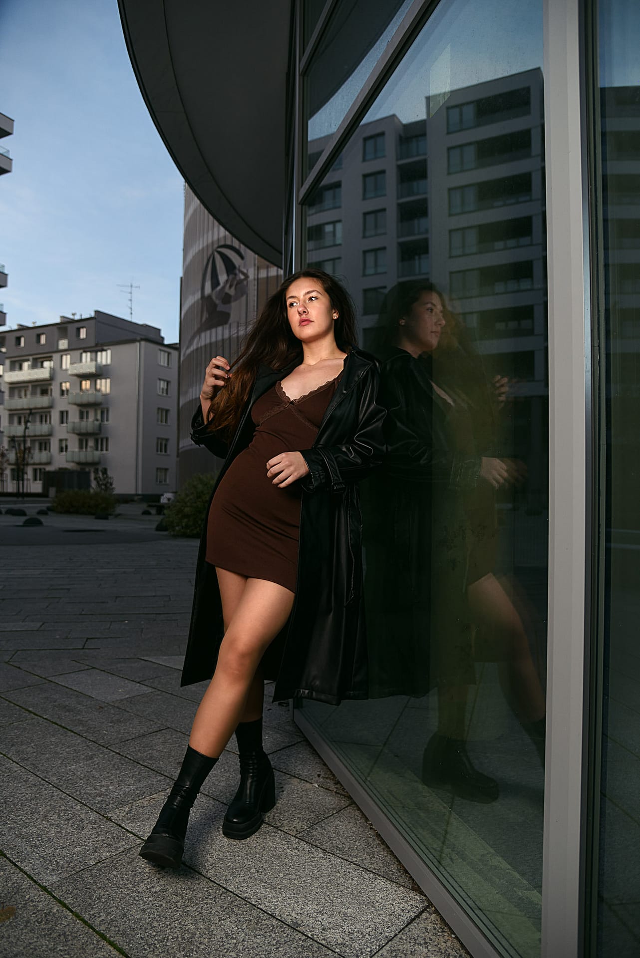 wieczorna sesja modowa z modelką w Gdyni wieczorna sesja zdjęciowa z modelką w Gdyni