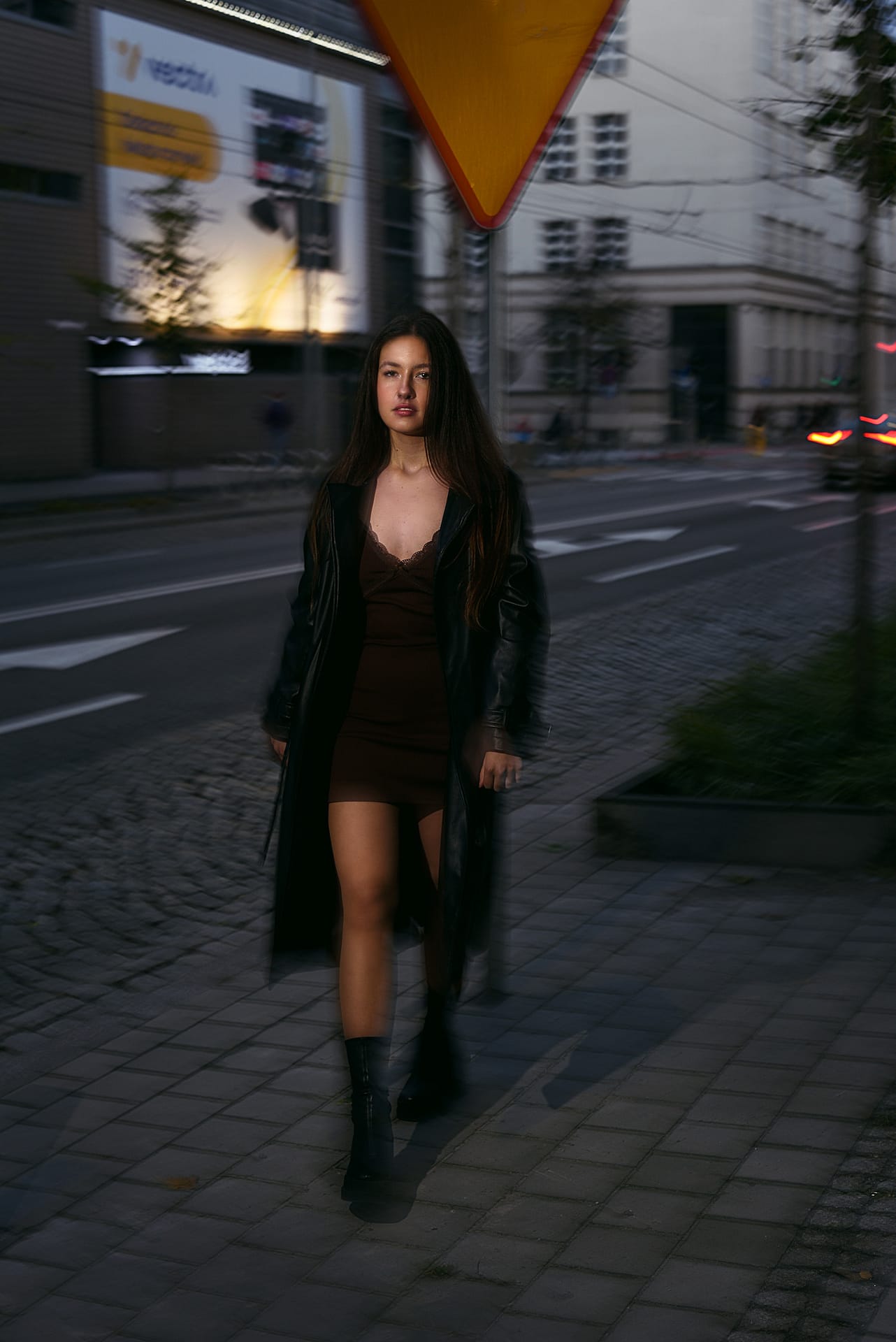 wieczorna sesja modowa z modelką w Gdyni wieczorna sesja zdjęciowa z modelką w Gdyni